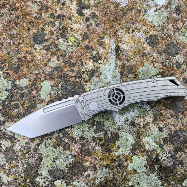 The Shield Sights Tactical Slipjoint