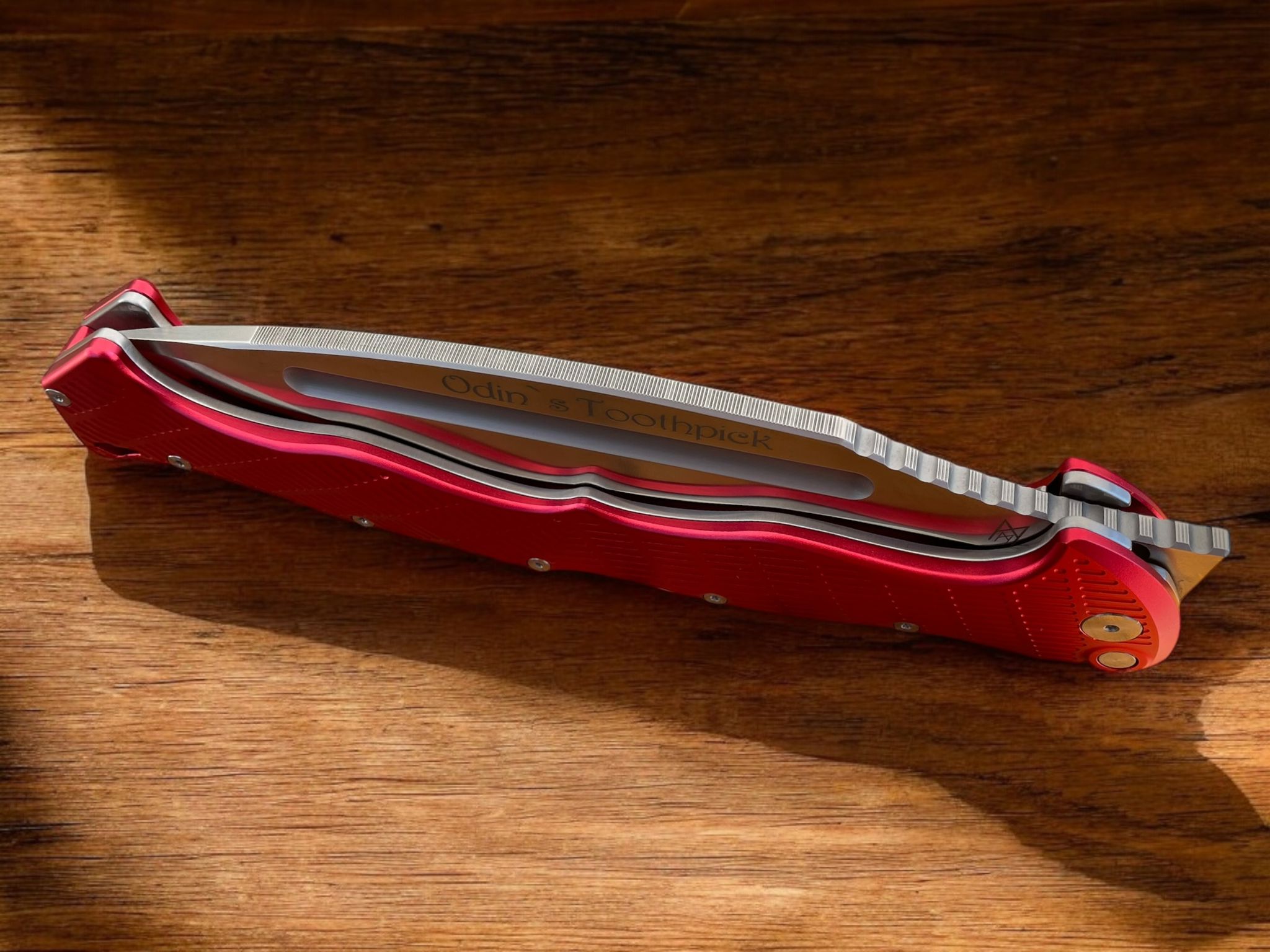 Kukri fold red 8
